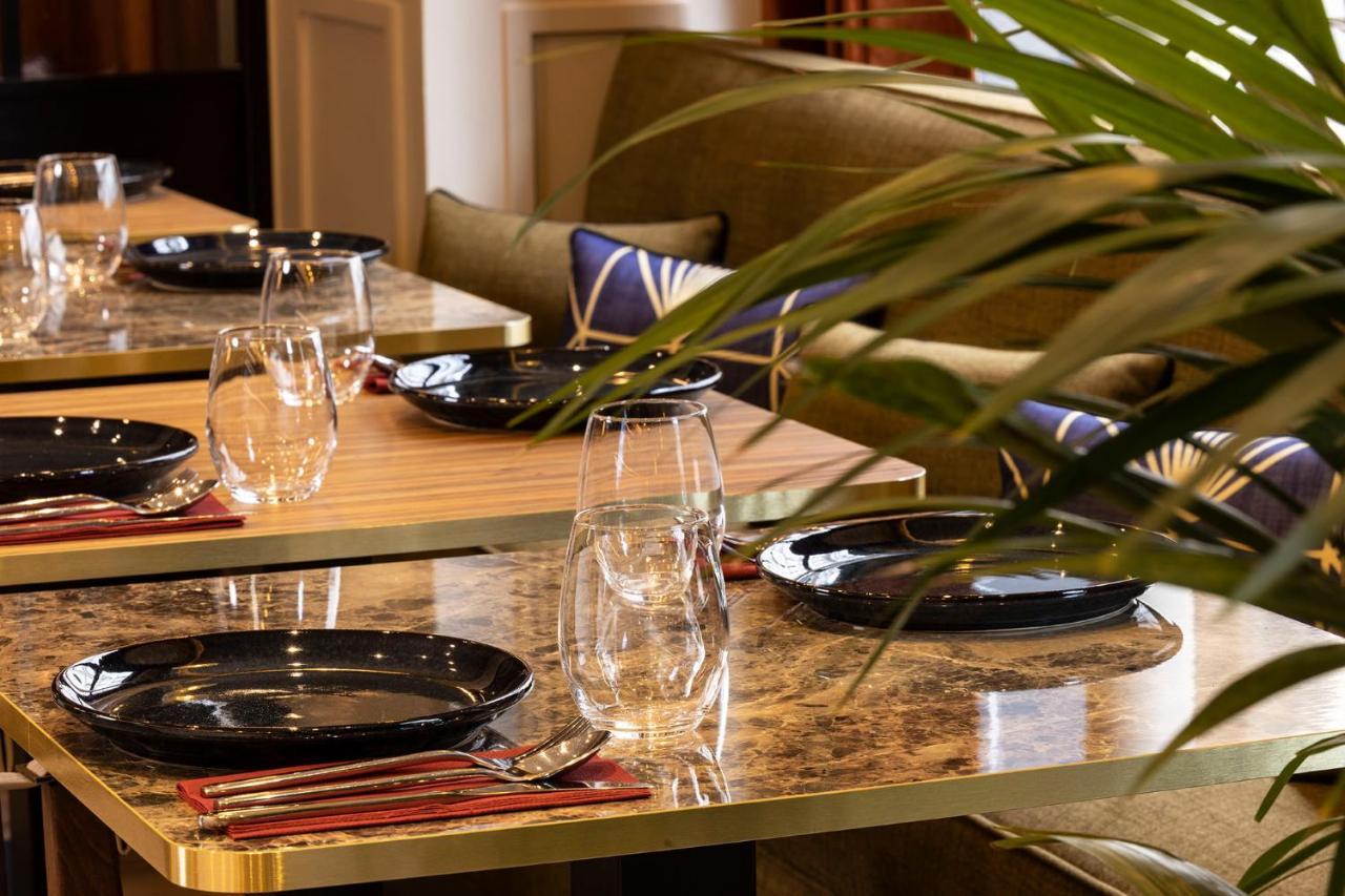 Hotel Le Rocroy Parijs